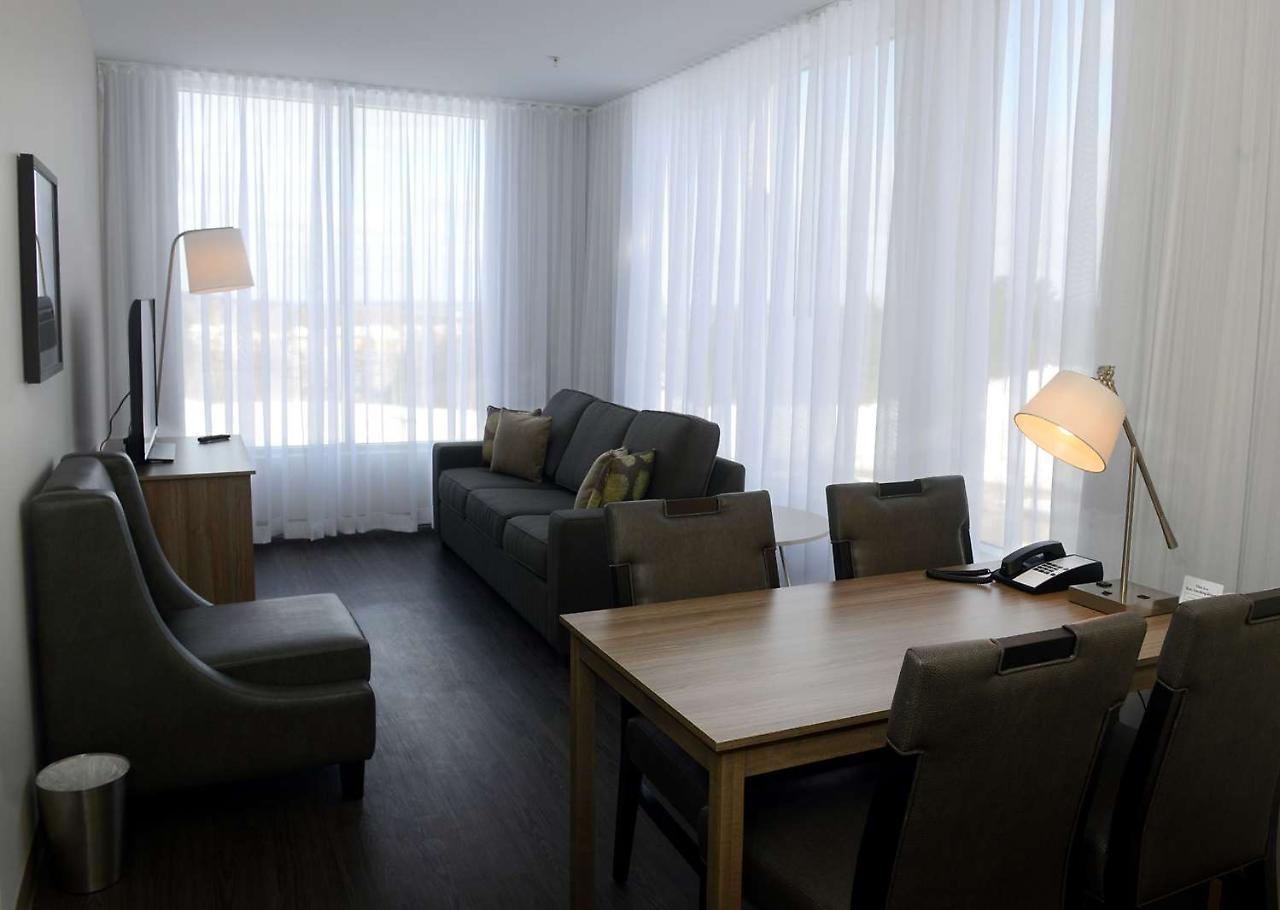 Radisson Kingswood Hotel&Suites, Fredericton Buitenkant foto